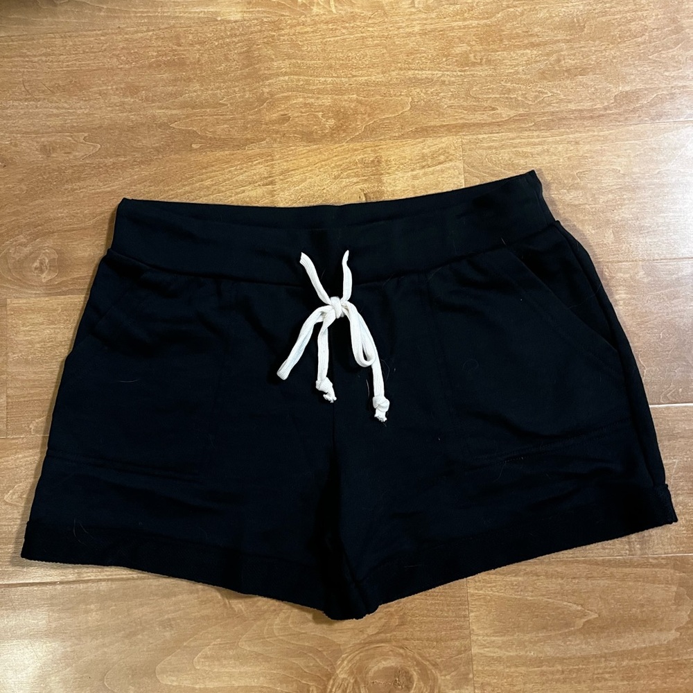 Women’s Comfy Shorts | Black | Medium